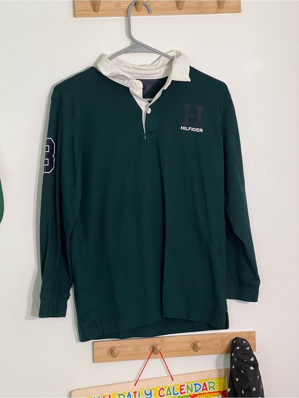 Tommy Hilfiger boys Green Rugby Polo w/ White Collar no flaws size 16/18 large